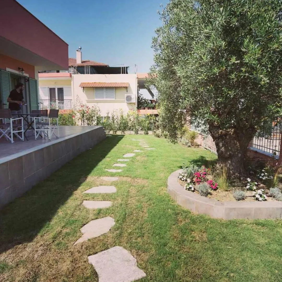 Elpida Suites Nea Iraklia Casa rural