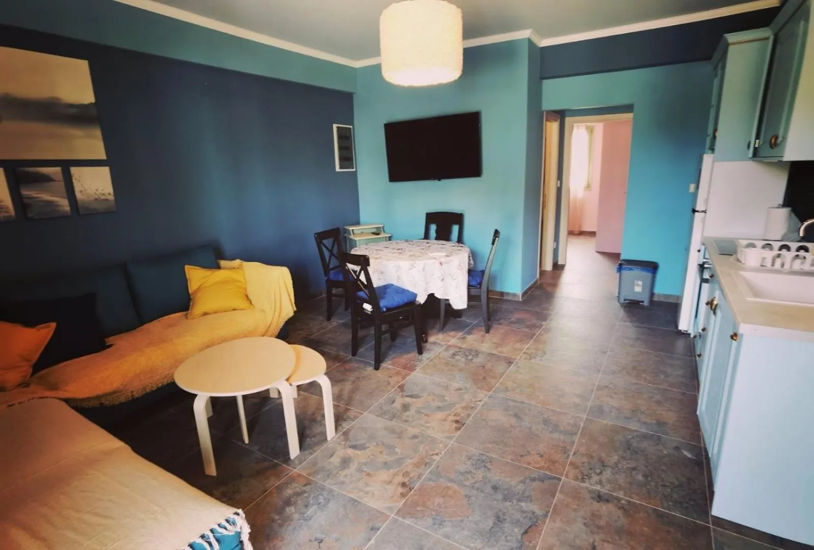 Elpida Suites Nea Irakleia Lantställe